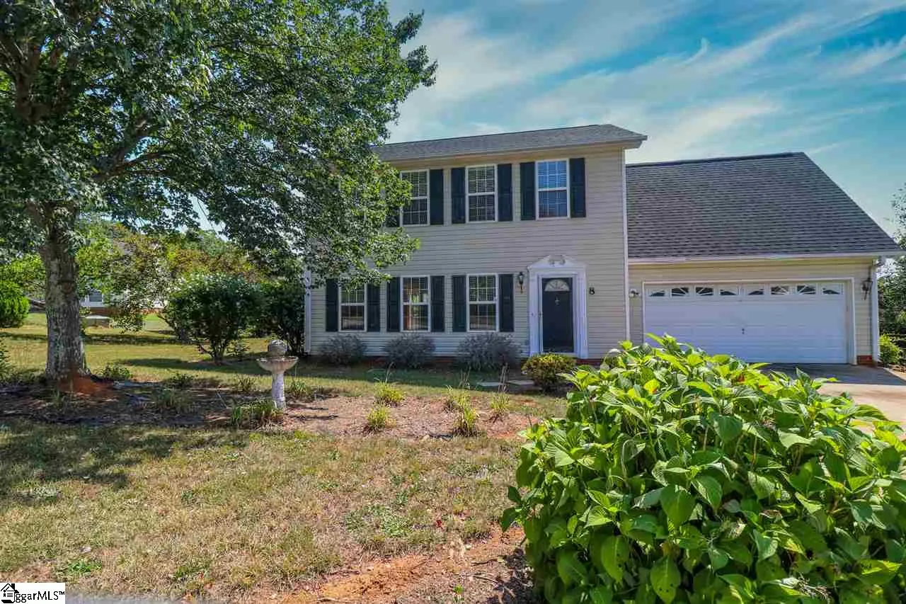 Property image 2 at 8 Peach Blossom Court, Greer, SC 29650
