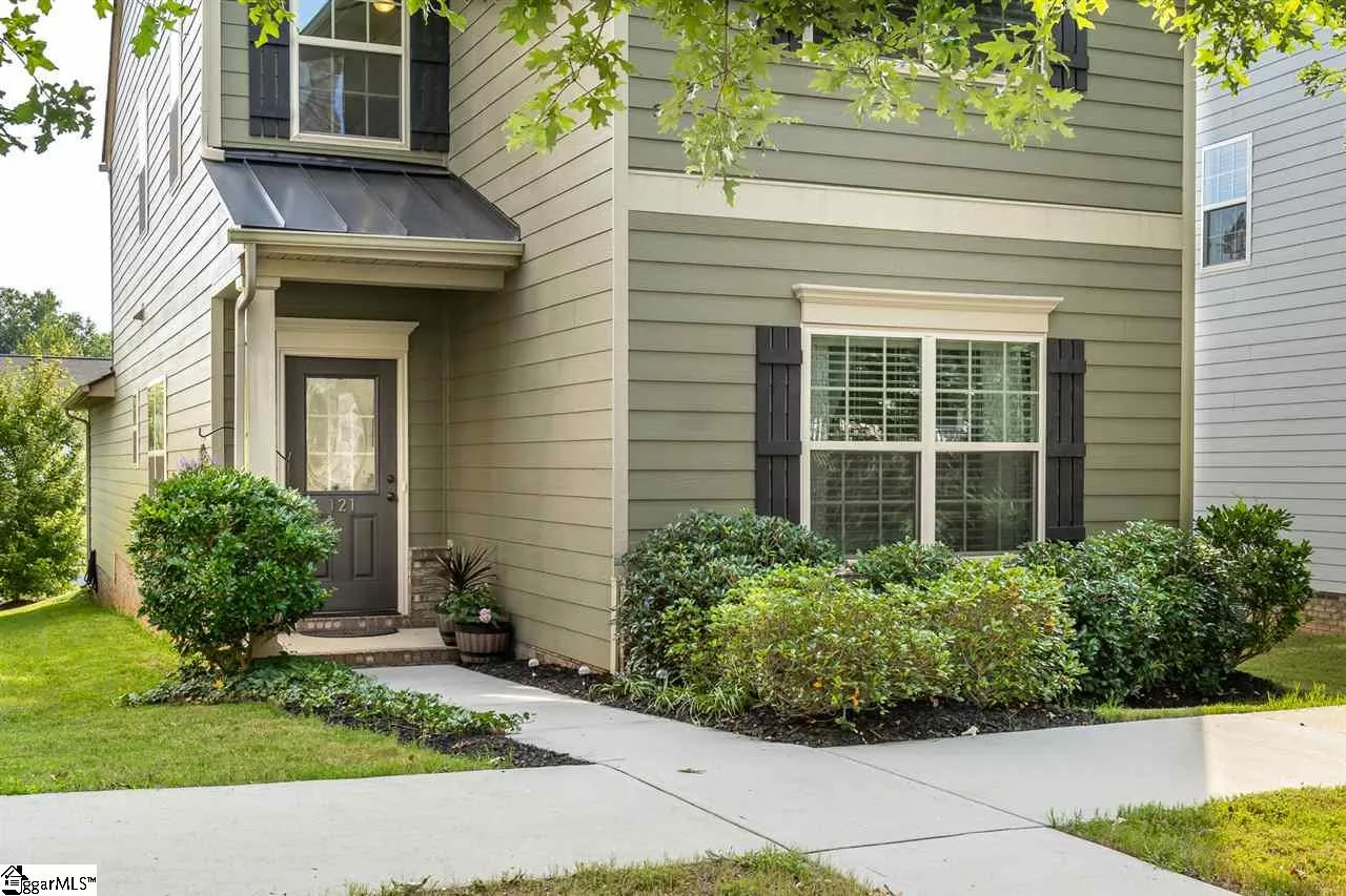 Property image 2 at 121 Austin Brook Street, Simpsonville, SC 29680