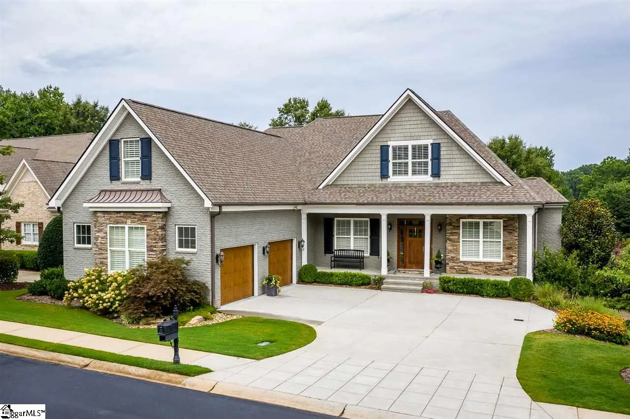 104 Hampton Grove Way