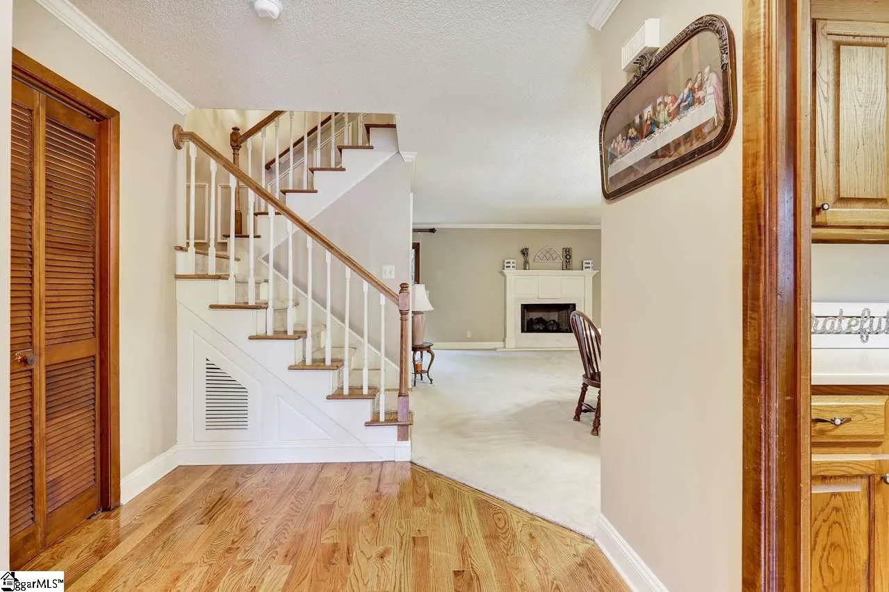 Property image 3 at 4 Creekside Way, Greenville, SC 29609