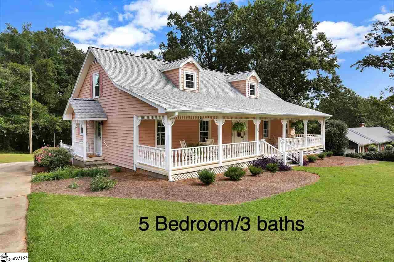Property image 1 at 106 Peachtree Drive, Greer, SC 29651
