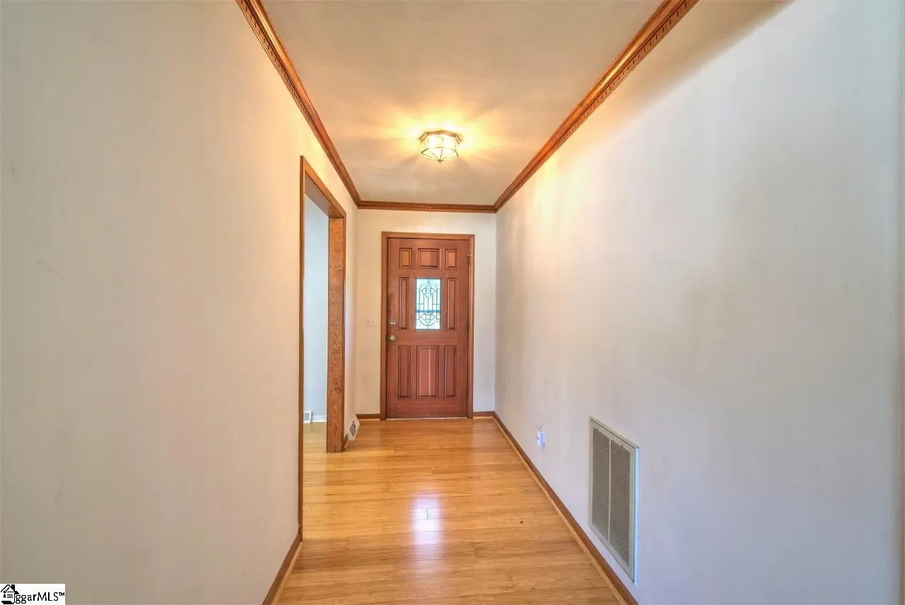 Property image 4 at 301 Brown Road, Simpsonville, SC 29681