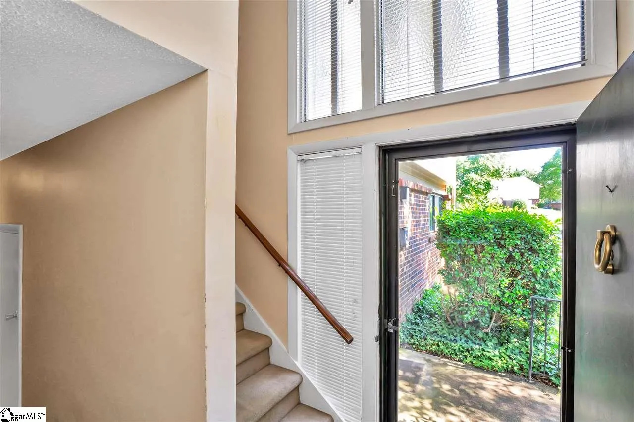 Property image 4 at 47 Briarglen Place, Greenville, SC 29615