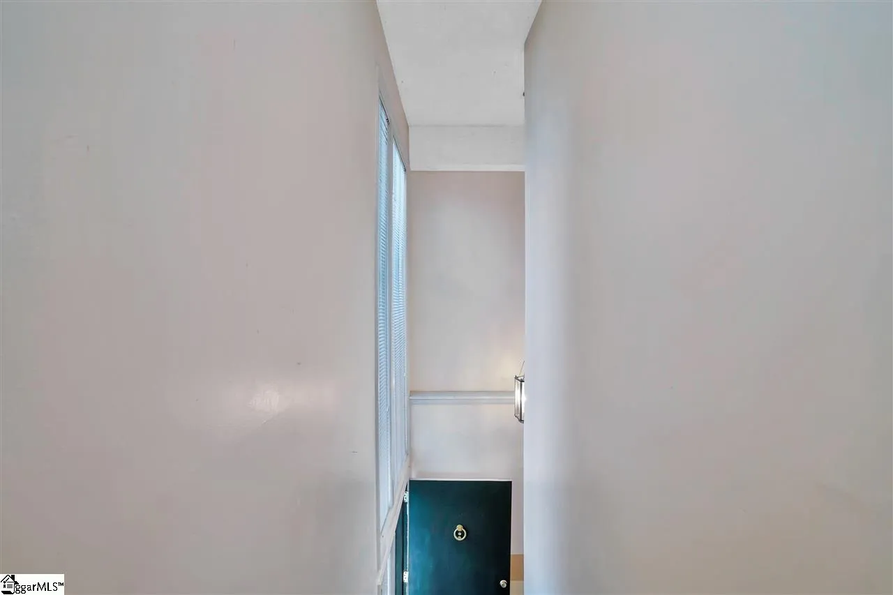Property image 5 at 47 Briarglen Place, Greenville, SC 29615
