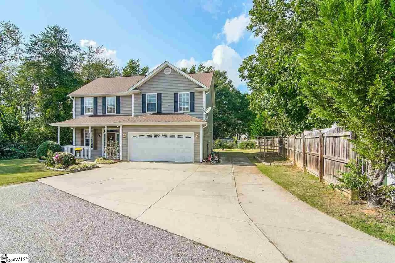 Property image 2 at 216 Jones Road, Taylors, SC 29687