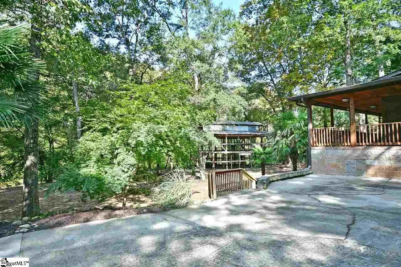 Property image 4 at 17 Perro Lane, Marietta, SC 29661-9389