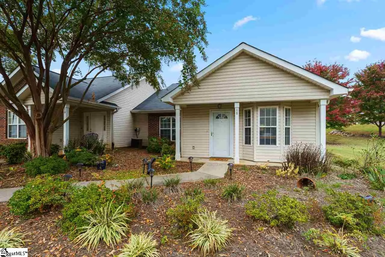 Property image 1 at 18 CREEKBEND Court, Simpsonville, SC 29681