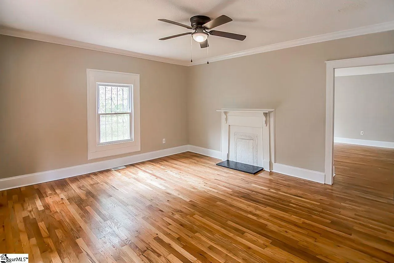 Property image 4 at 15 N Vance Street, Greenville, SC 29611
