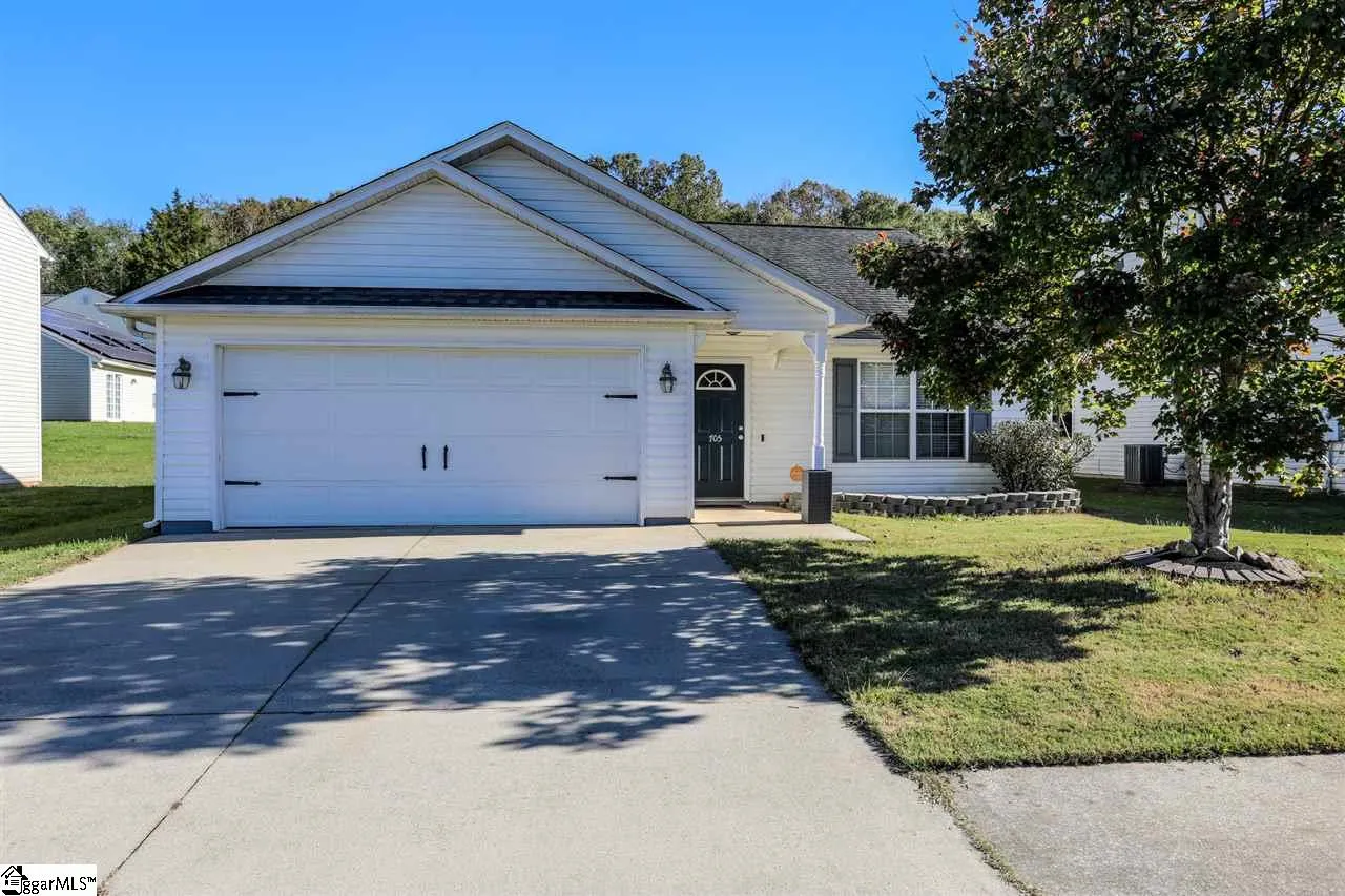 Property image 1 at 705 Barnswallow Drive, Simpsonville, SC 29680