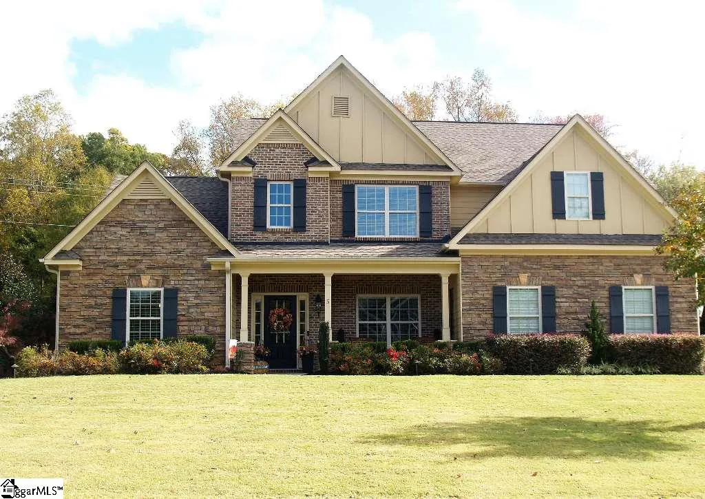 5 Laurelhart Lane