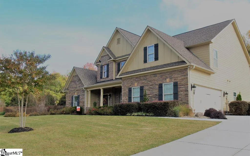Property image 2 at 5 Laurelhart Lane, Simpsonville, SC 29681