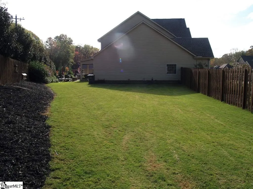 Property image 3 at 5 Laurelhart Lane, Simpsonville, SC 29681