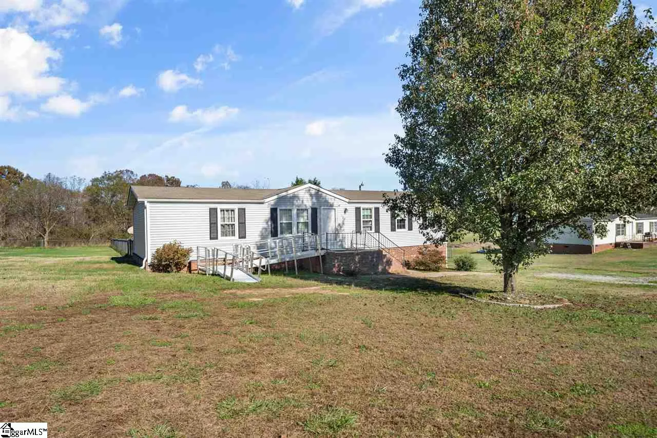 Property image 2 at 108 W Fox Ridge Drive, Lyman, SC 29365