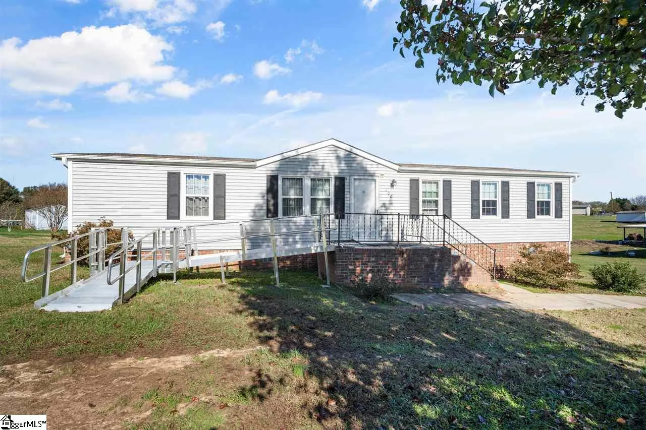 Property image 3 at 108 W Fox Ridge Drive, Lyman, SC 29365