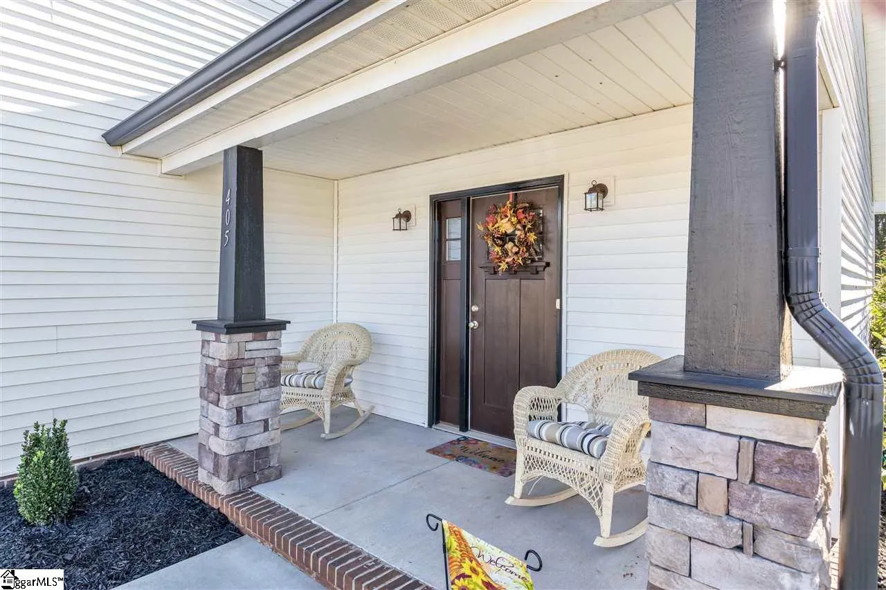 Property image 5 at 405 Terilyn Court, Greenville, SC 29611-7299