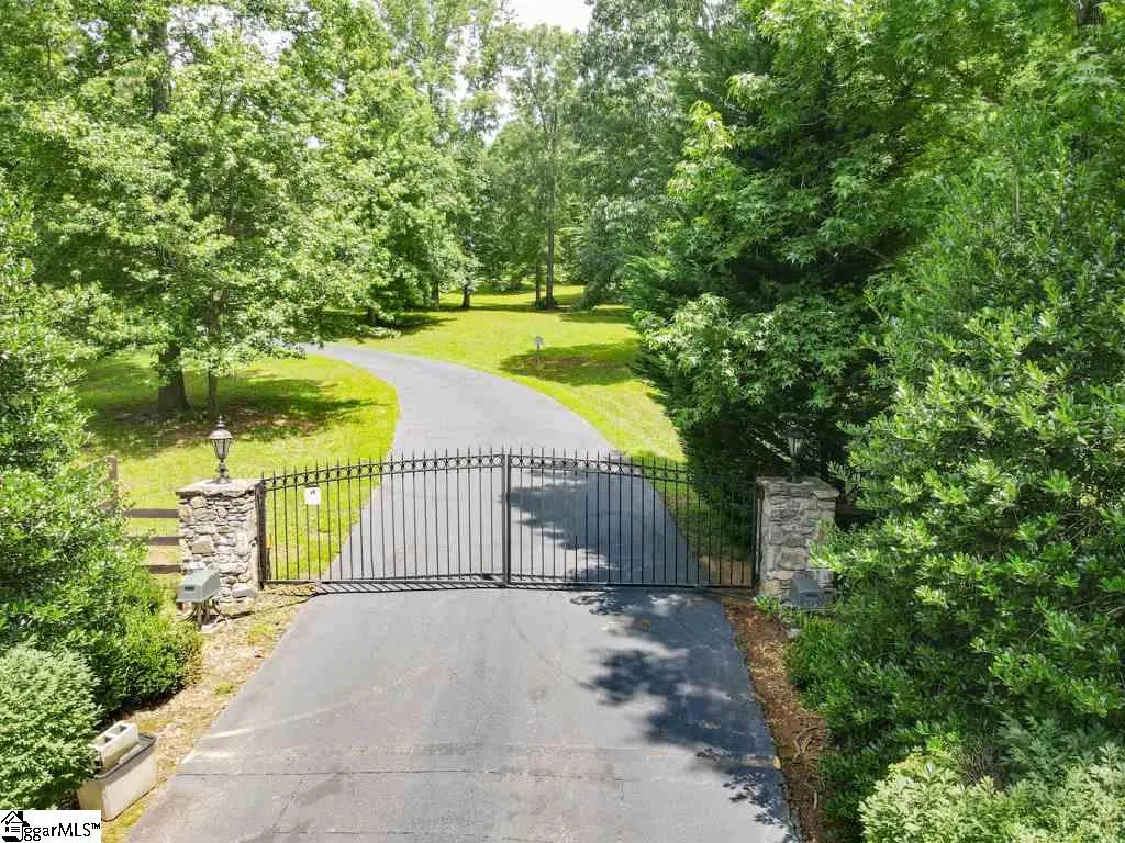 Property image 4 at 2000 Oak Grove Road, Landrum, SC 29356