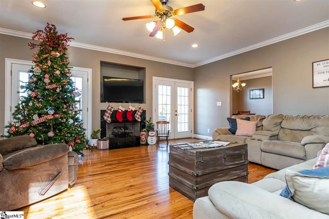 Property image 4 at 118 Belair Drive, Gray Court, SC 29645