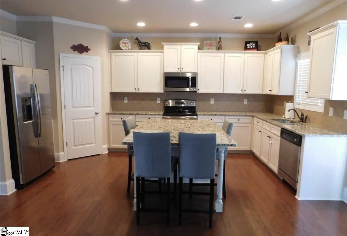 Property image 4 at 216 Heathbury Court, Simpsonville, SC 29681