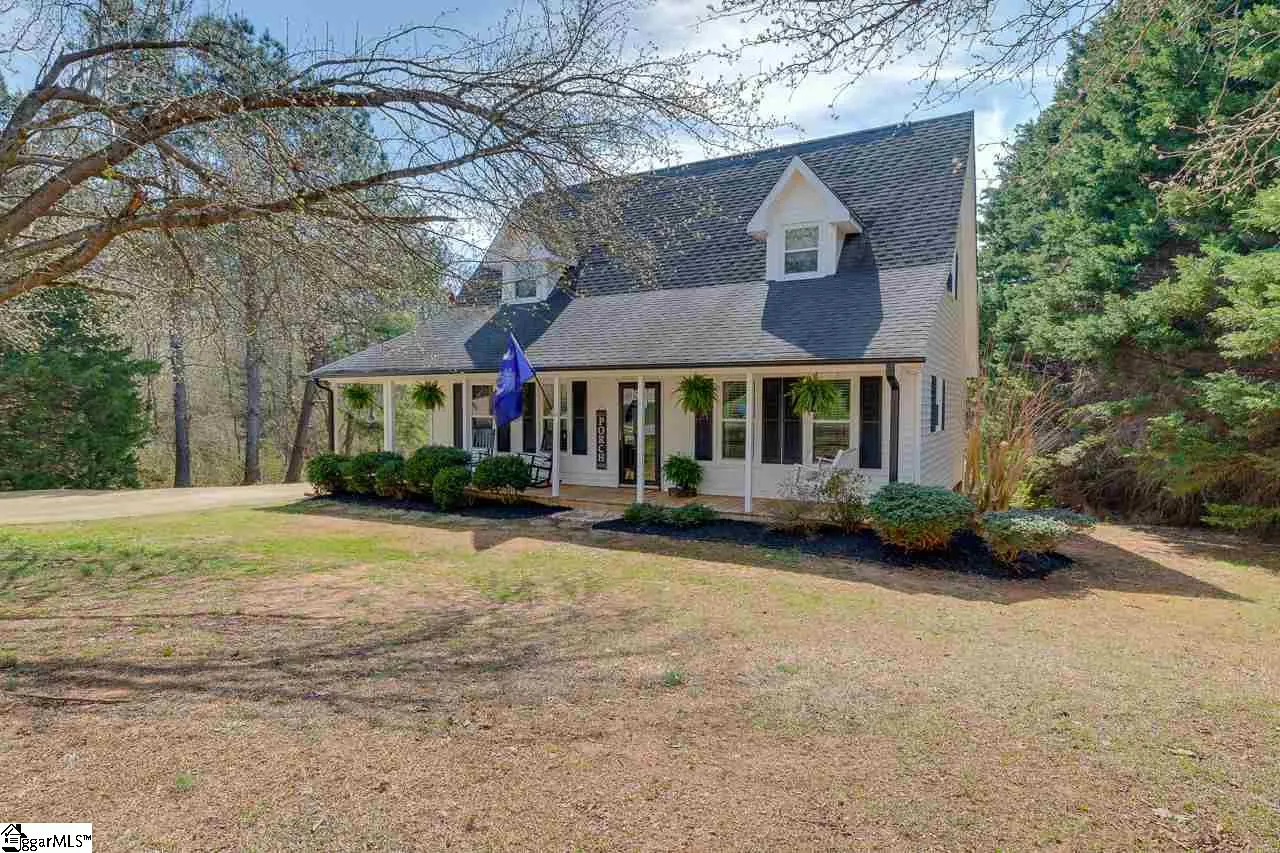 Property image 2 at 111 Ridgemont Court, Easley, SC 29642