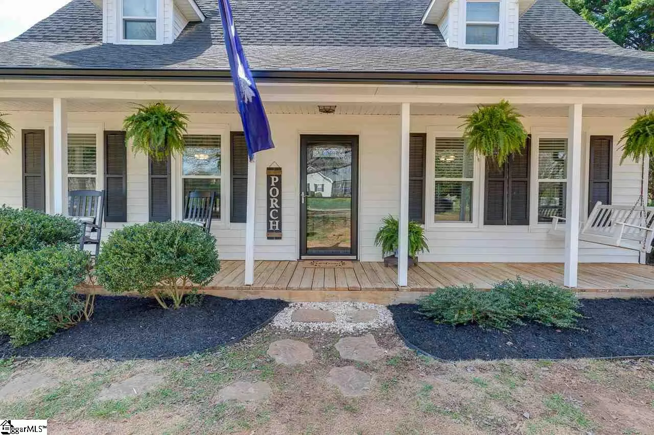 Property image 4 at 111 Ridgemont Court, Easley, SC 29642