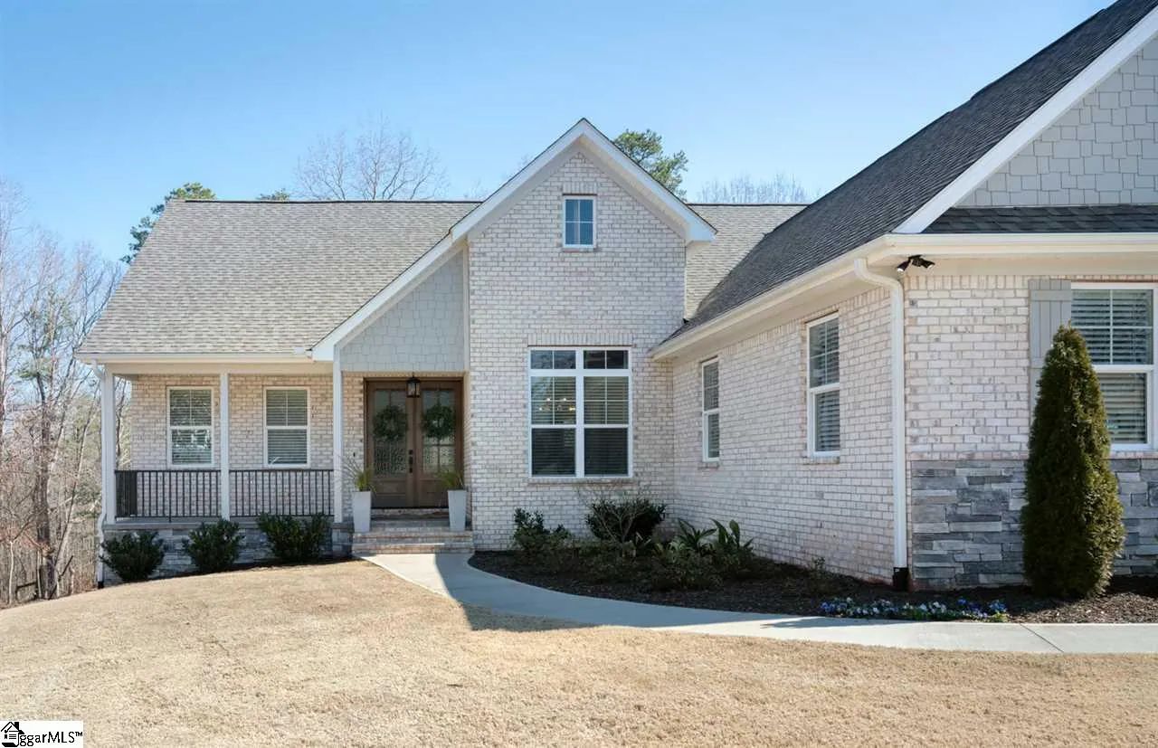 Property image 3 at 402 Raven Cliff Court, Taylors, SC 29687