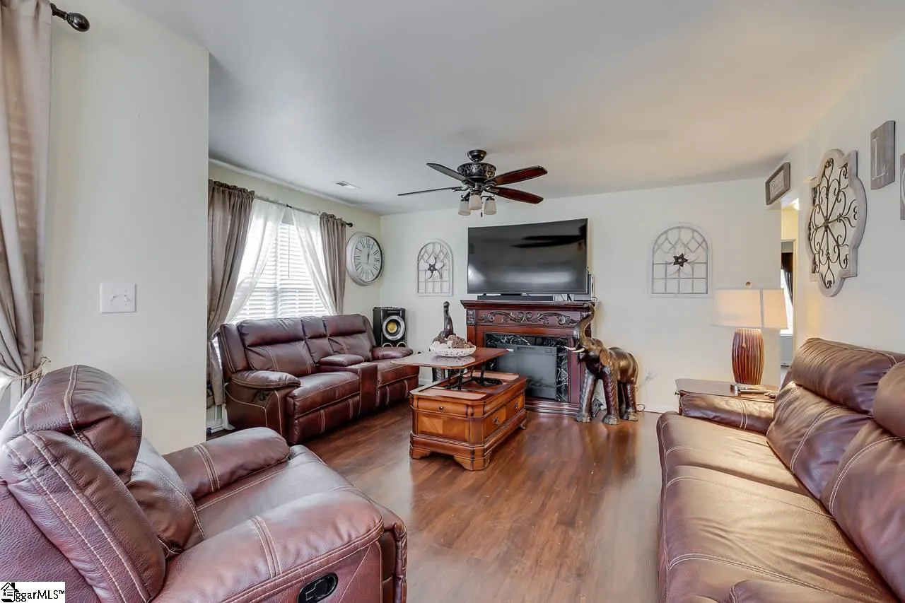 Property image 5 at 112 Jim Logan Court, Greenville, SC 29611