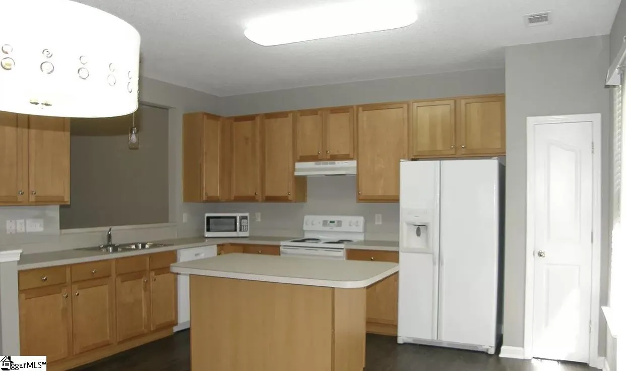 Property image 4 at 214 Nimbus Court, Greer, SC 29650