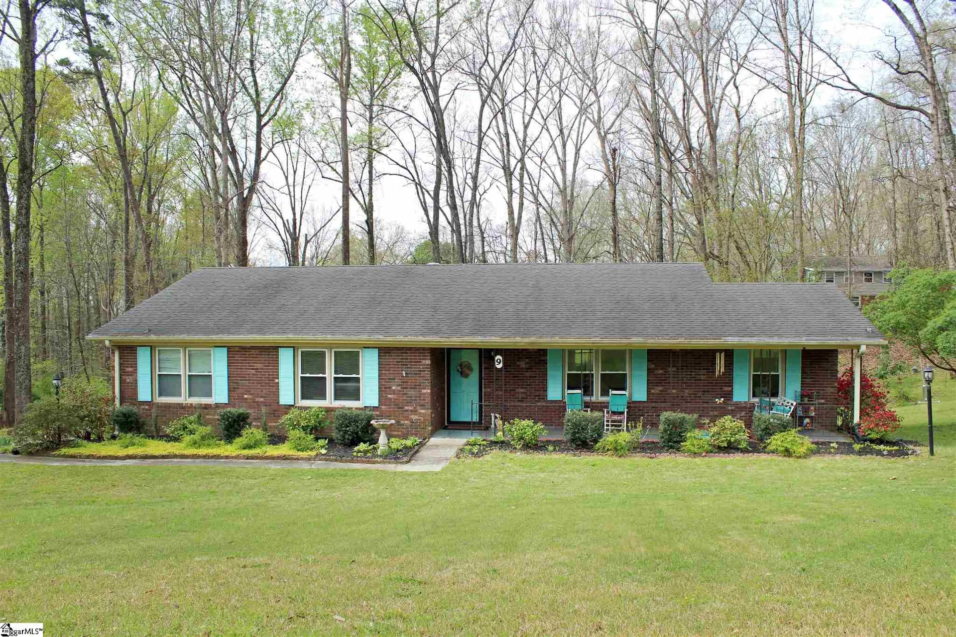 9 Ridgeline Drive