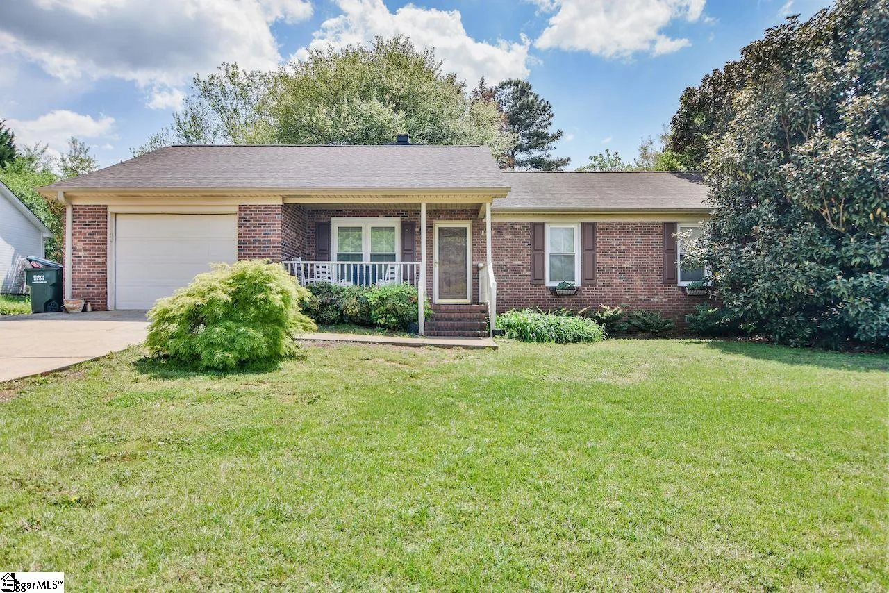 Property image 1 at 302 Laurel Tree Lane, Simpsonville, SC 29681