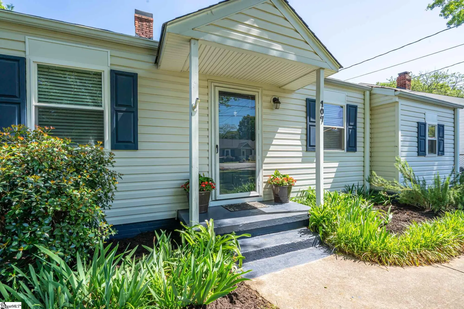 Property image 2 at 107 Brookdale Avenue, Greenville, SC 29607