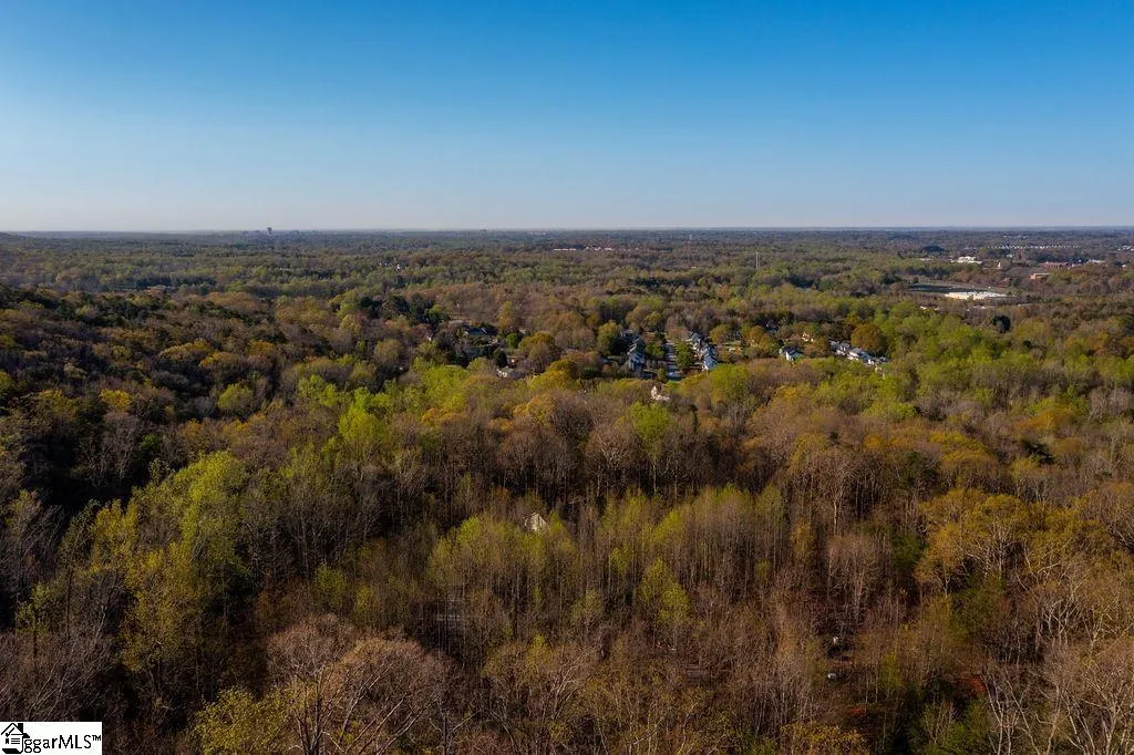 Property image 3 at 25 Tropicana Court, Greenville, SC 29609