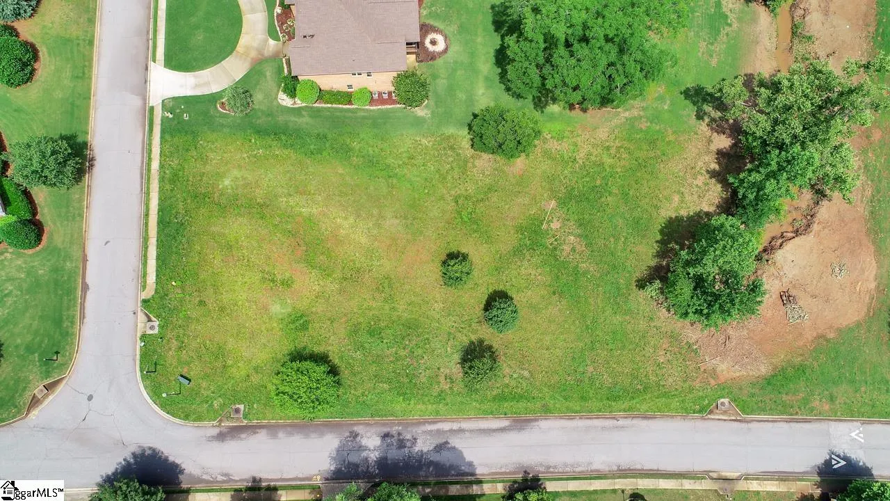 Property image 3 at 100 Walnut Creek Way, Greenville, SC 29611