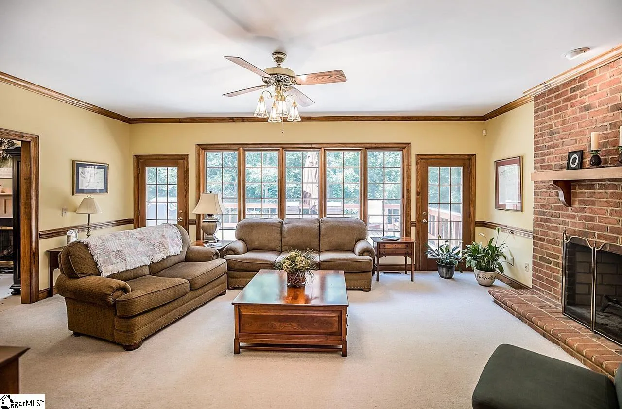 Property image 4 at 212 Ridge Way, Simpsonville, SC 29680