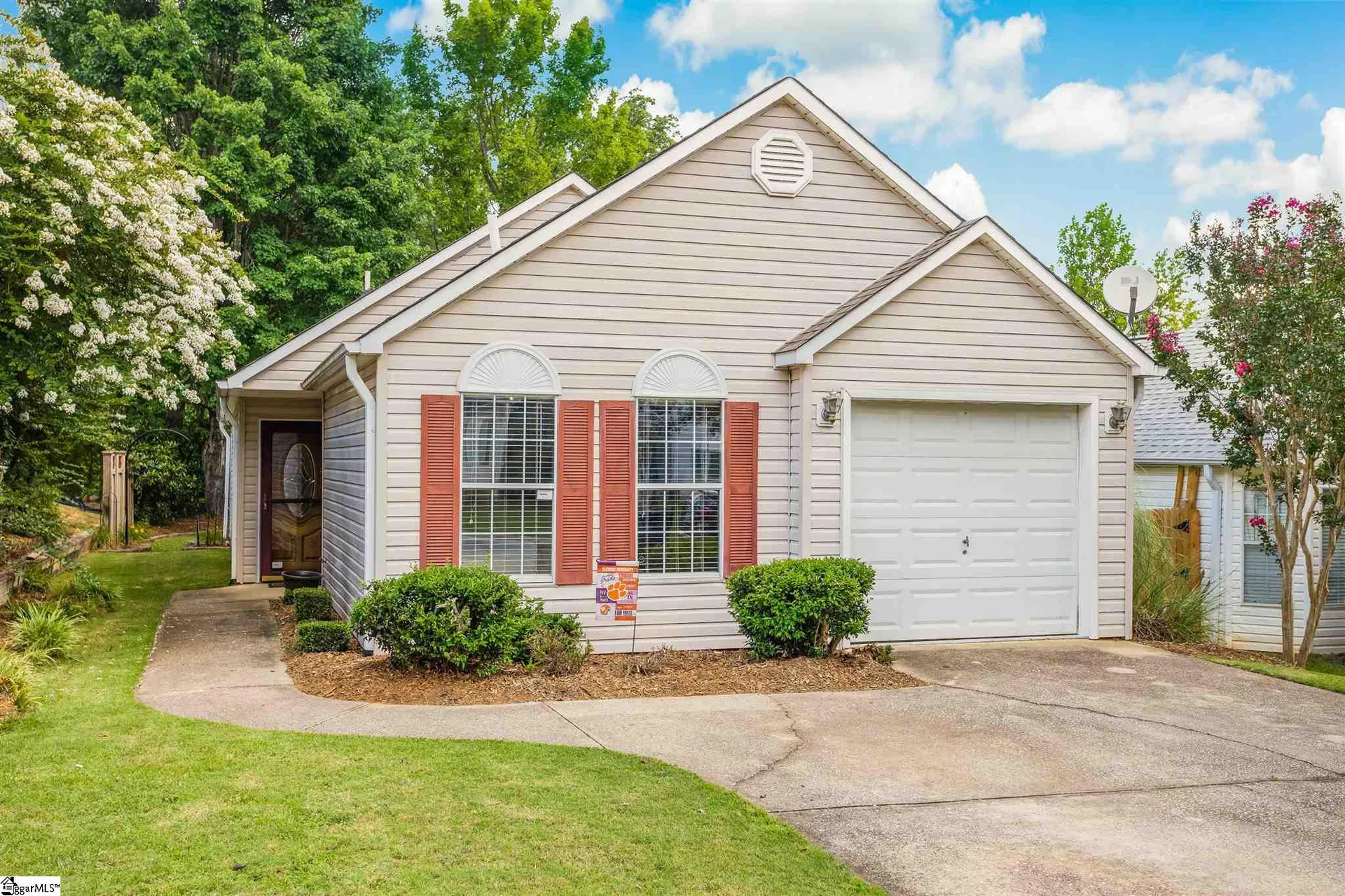 Property image 2 at 17 Lantern Lane, Greer, SC 29651