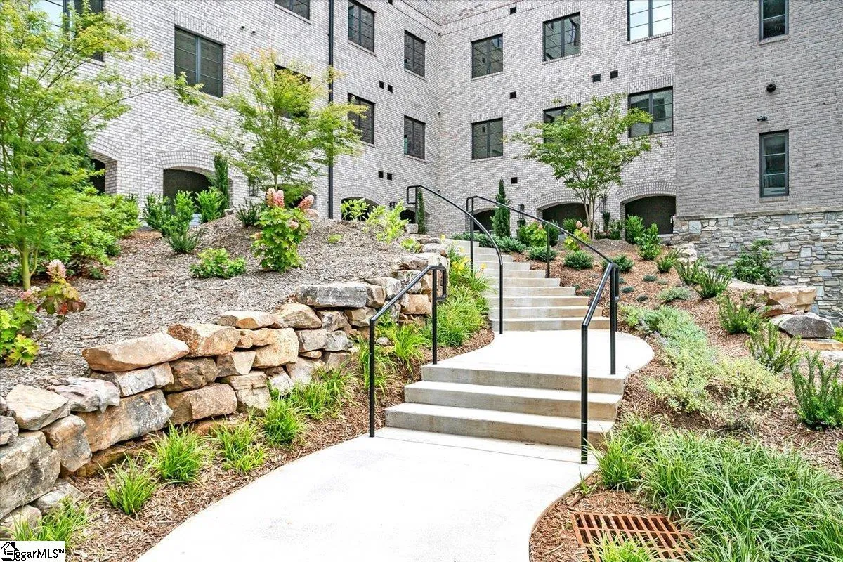 Property image 3 at 95 Dr David C Francis St Street, Greenville, SC 29601