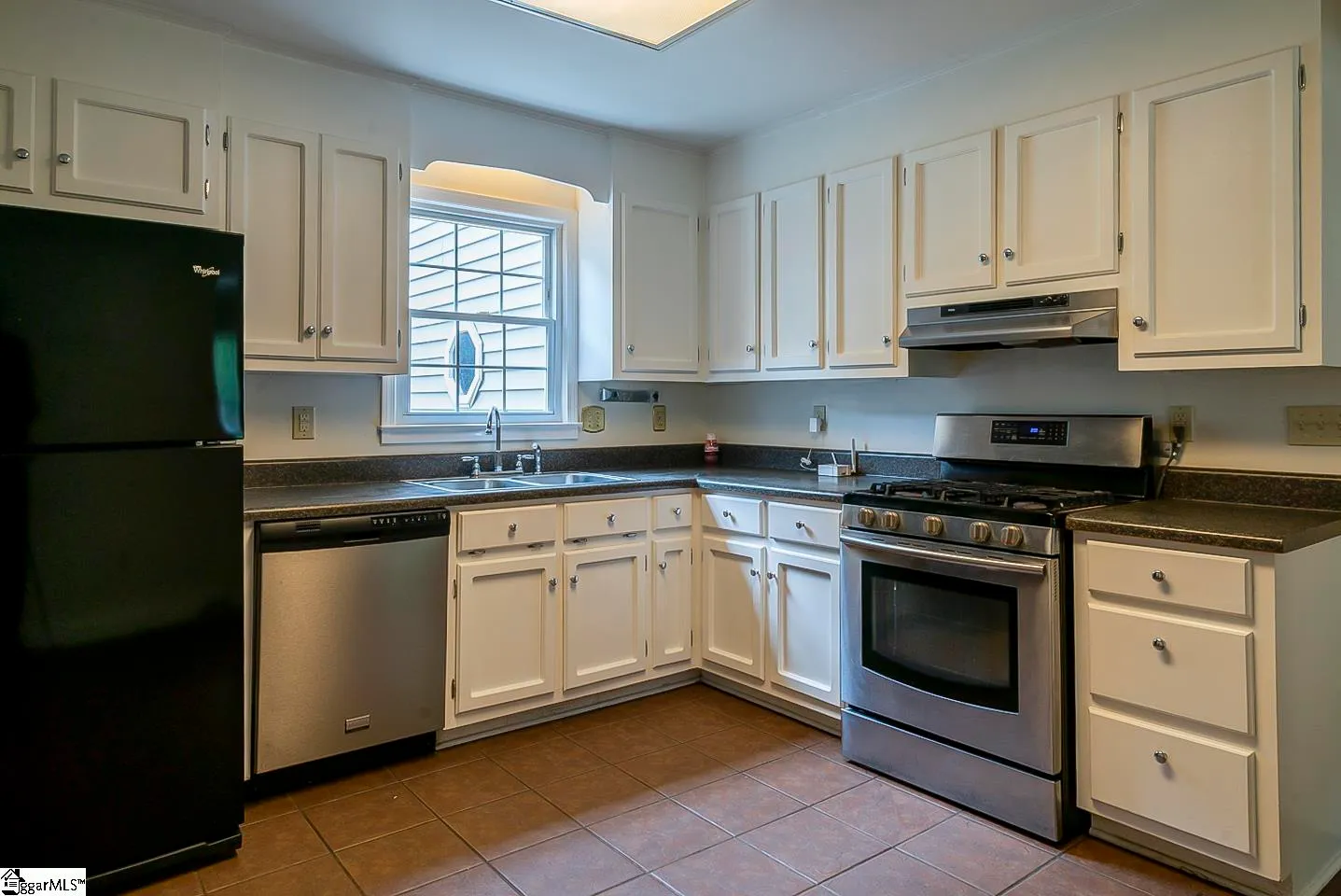 Property image 4 at 118 Charmar Way, Taylors, SC 29687
