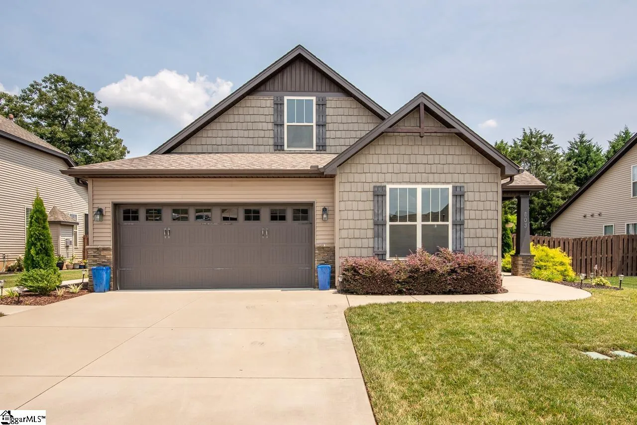 803 Lynshire Lane