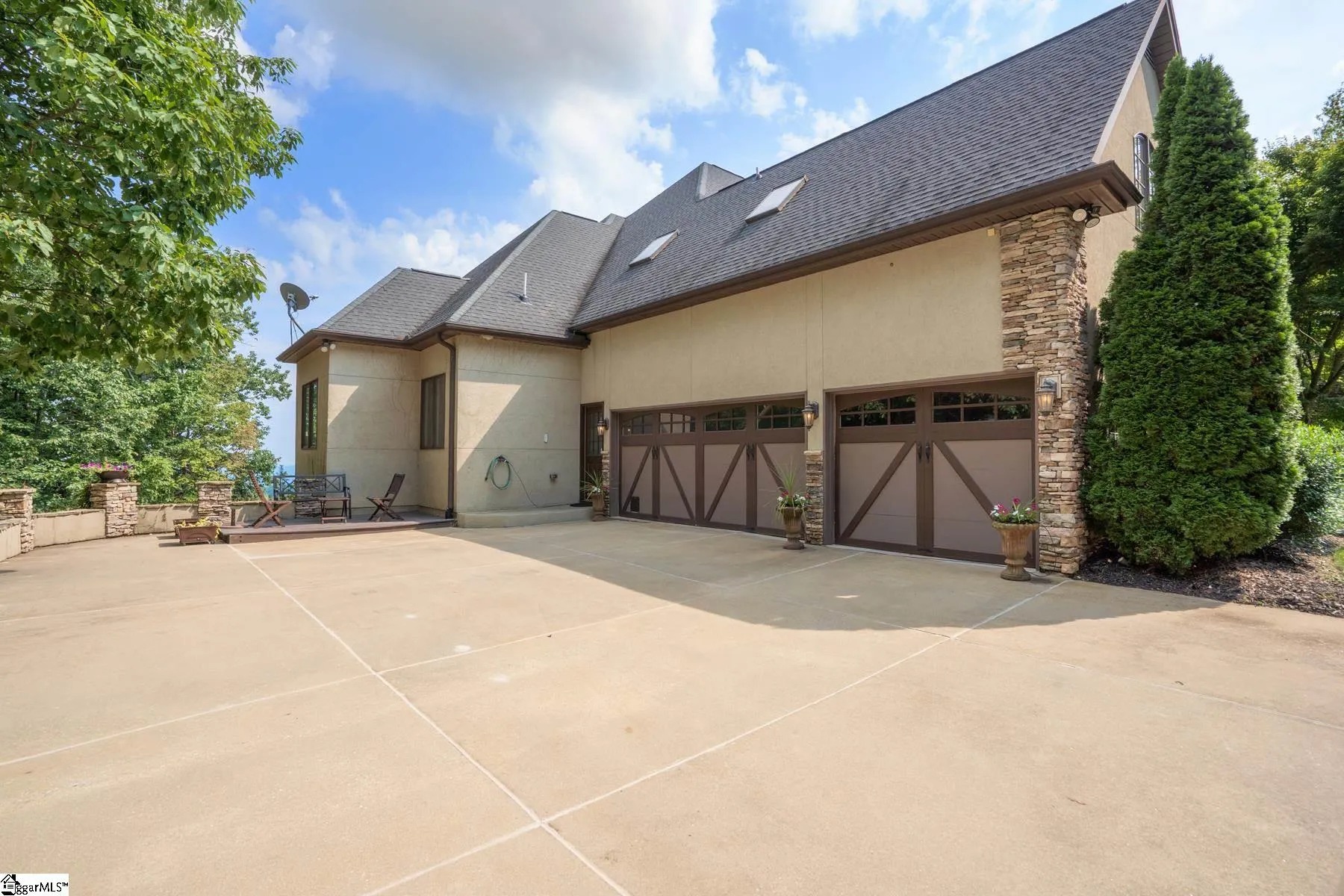 Property image 2 at 117 Laurel Falls Way, Greenville, SC 29609