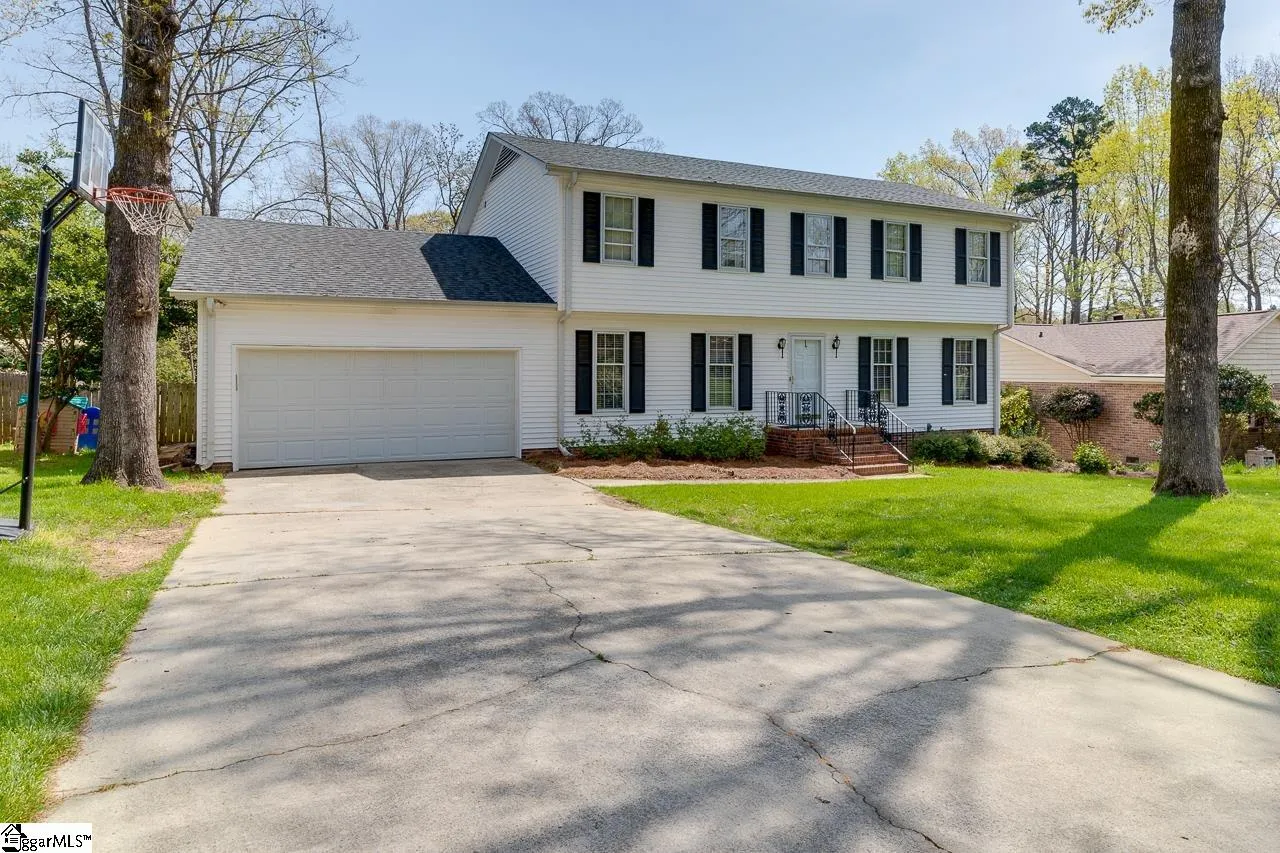 Property image 2 at 108 Royal Oak Drive, Greer, SC 29650-3747