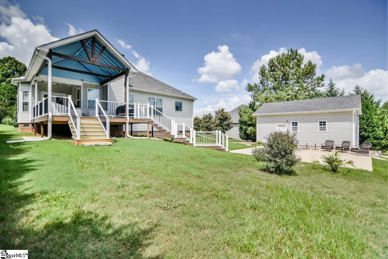 Property image 2 at 128 Ladson Lake Lane, Simpsonville, SC 29680