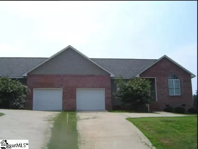 Property image 4 at 121 & 123 River Oaks Circle, Piedmont, SC 29673
