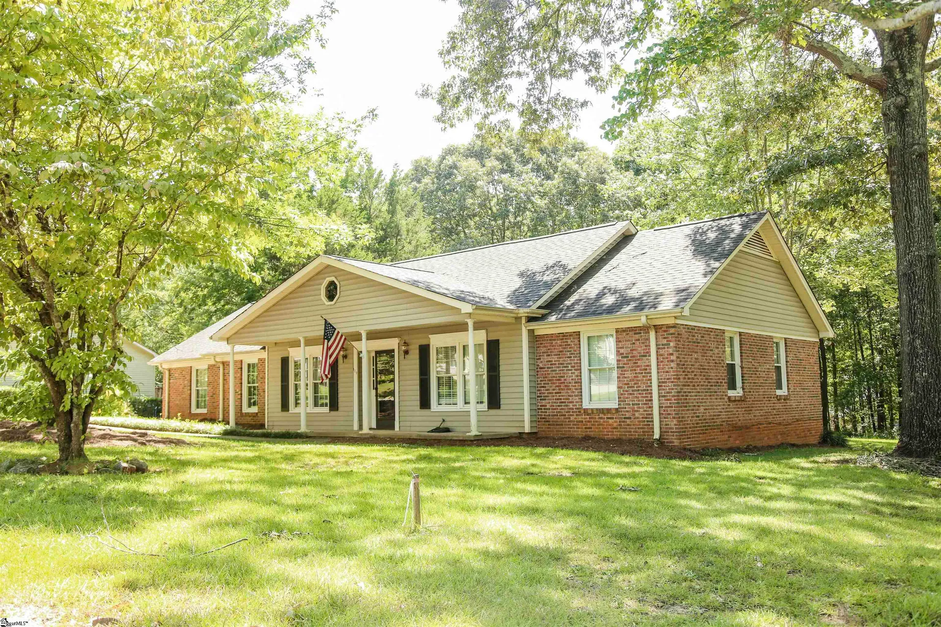 Property image 2 at 109 Woodgreen Drive, Mauldin, SC 29662-2628
