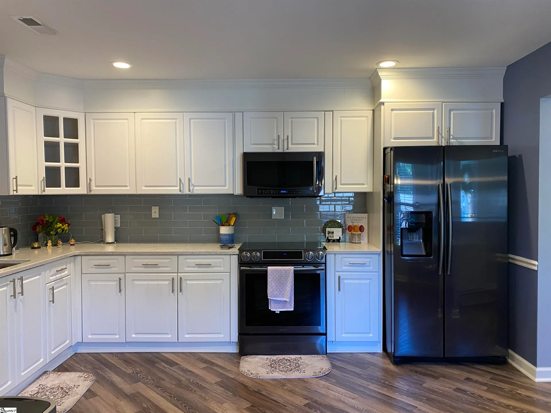 Property image 2 at 254 Riverrun Drive, Spartanburg, SC 29303