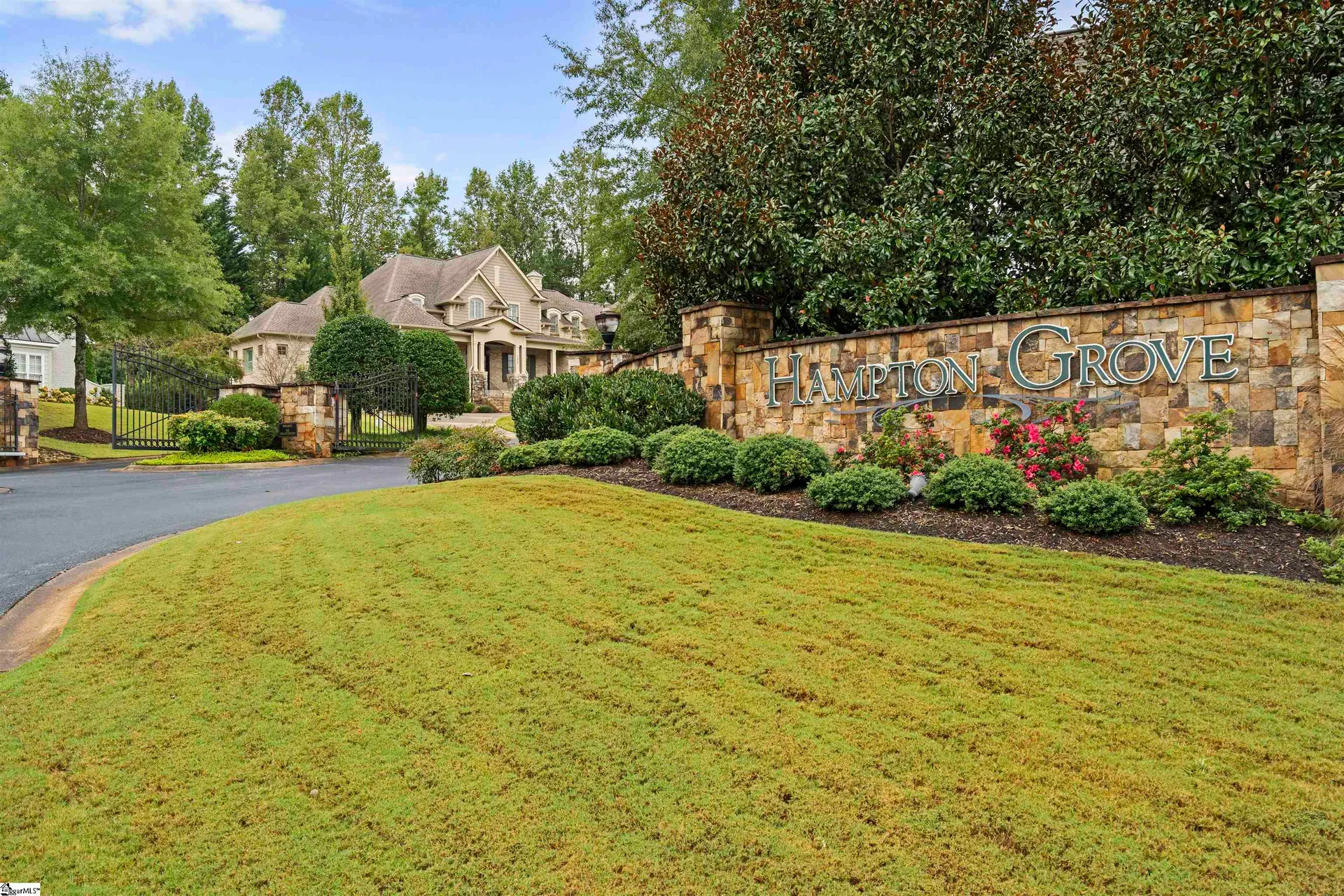 Property image 2 at 107 Hampton Grove Way, Greenville, SC 29617
