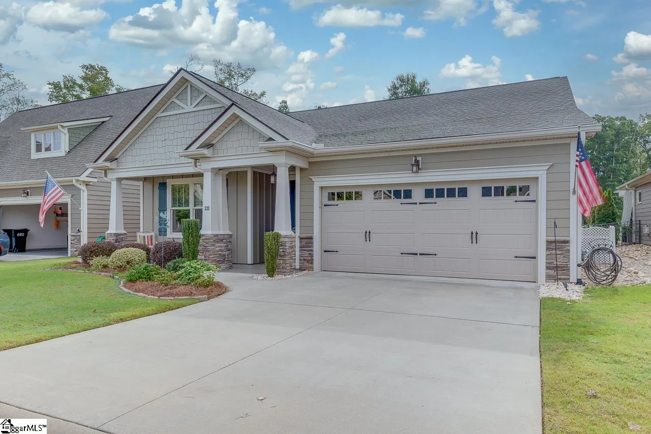 Property image 2 at 339 Belle Oaks Drive, Simpsonville, SC 29680-7683