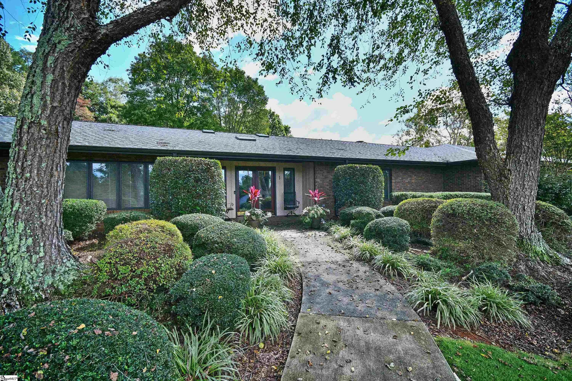 Property image 2 at 1 Eden Drive, Greenville, SC 29617