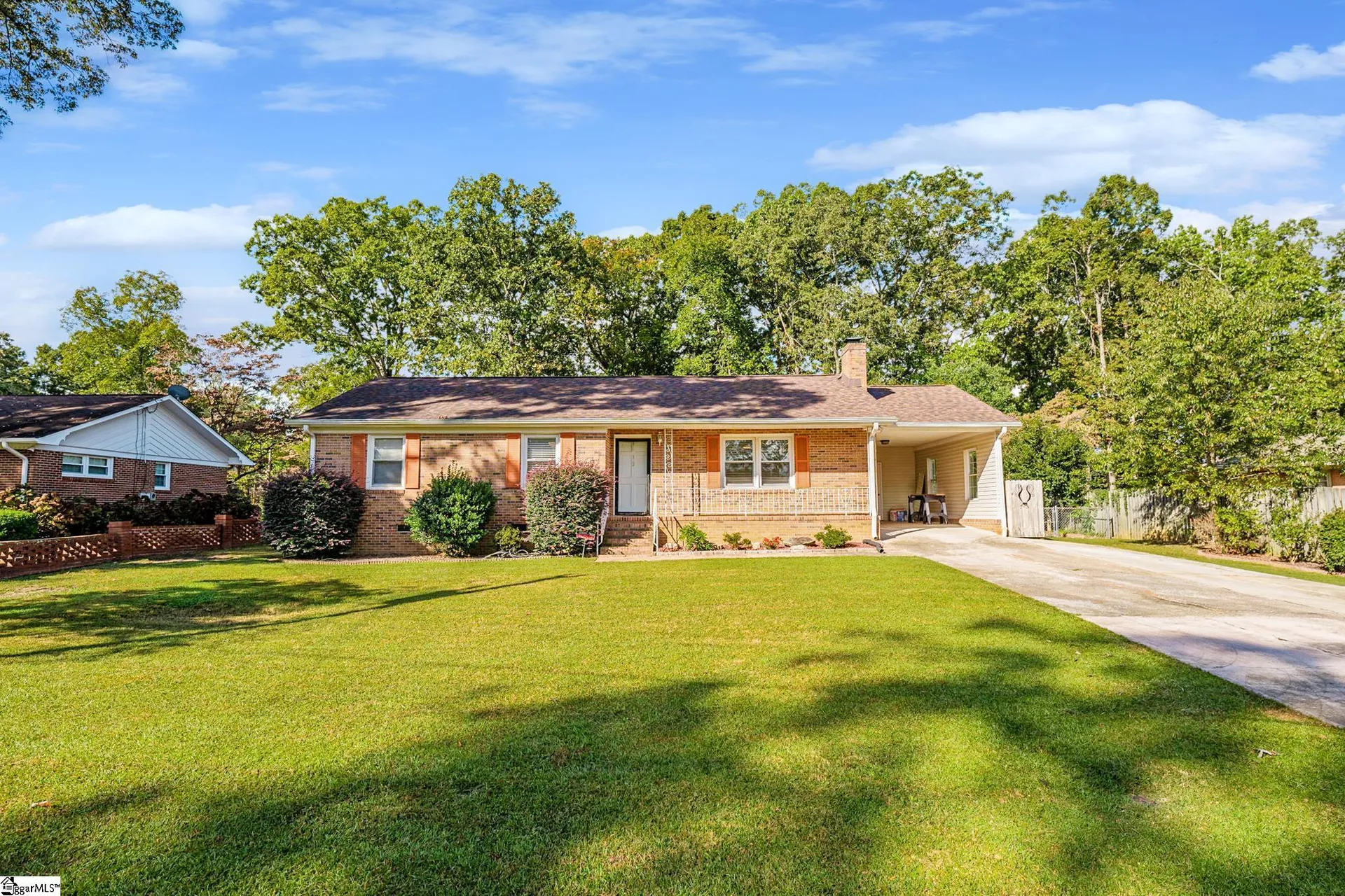 Property image 2 at 12 Albain Circle, Greenville, SC 29617