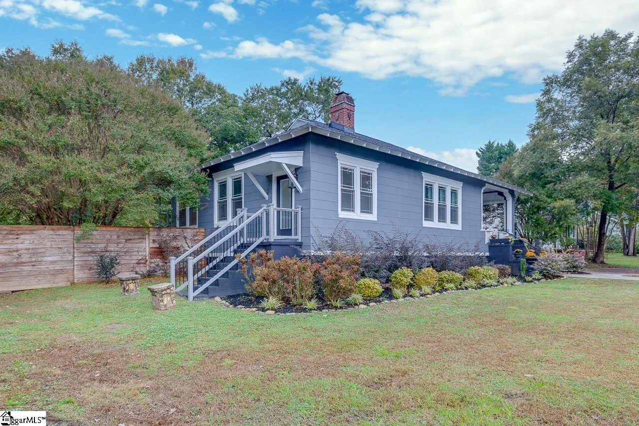 Property image 3 at 7 Maplecroft Street, Greenville, SC 29609