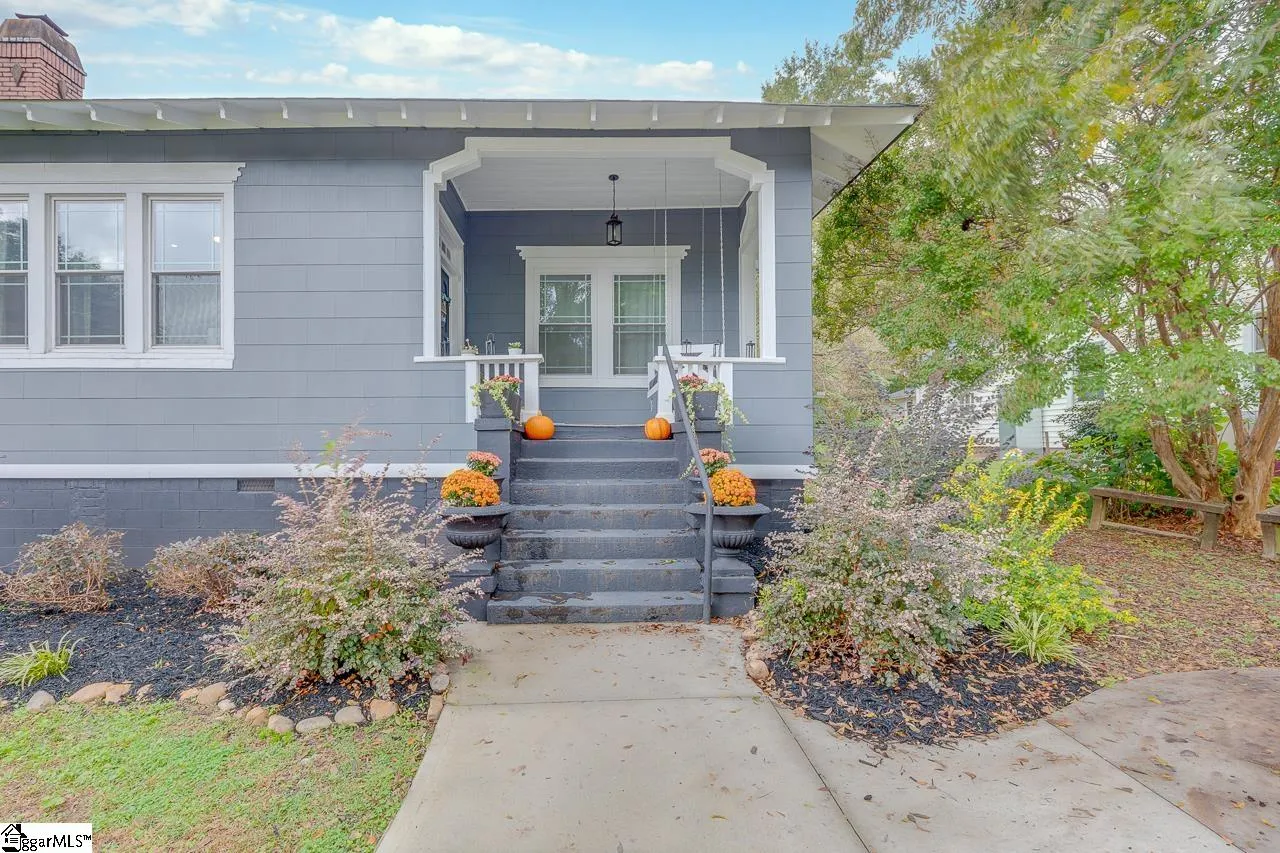 Property image 4 at 7 Maplecroft Street, Greenville, SC 29609