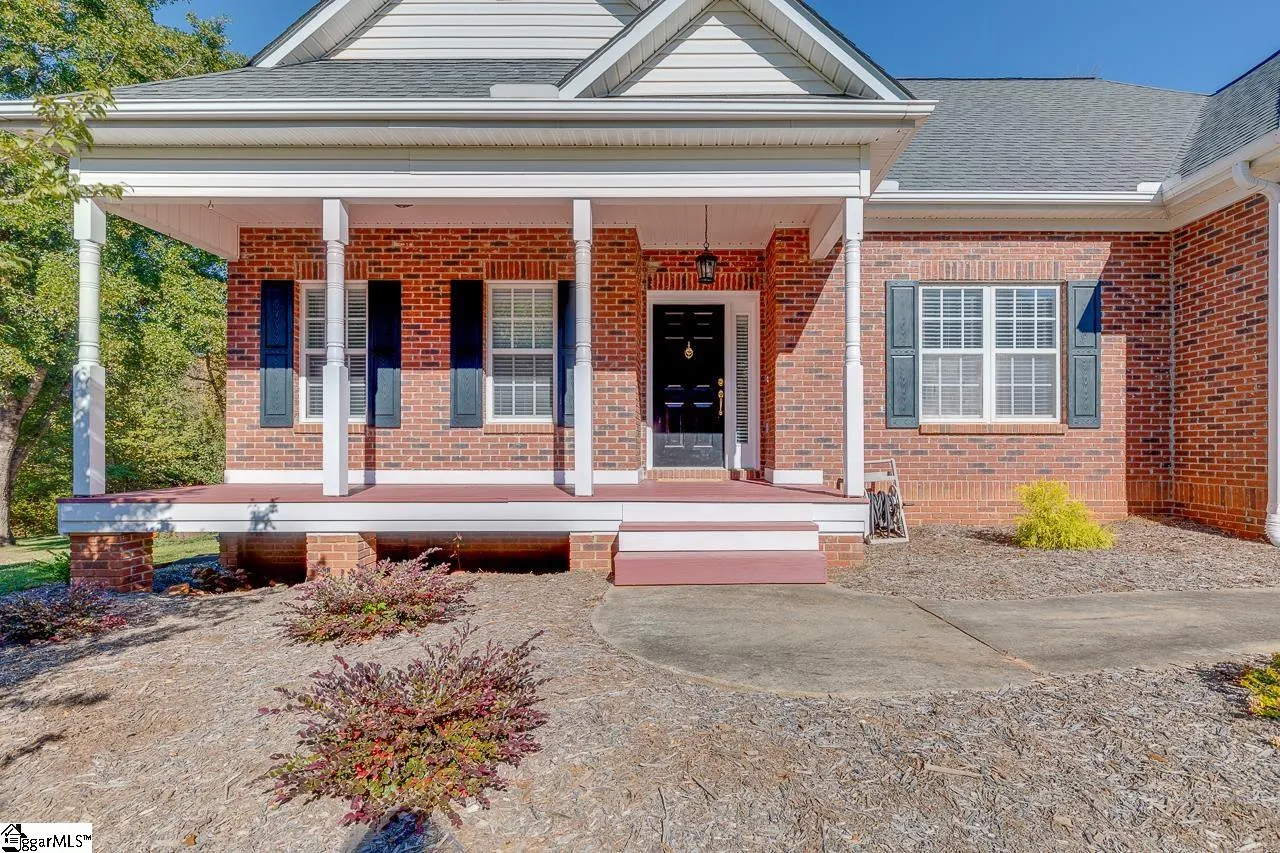 Property image 3 at 6 Matteson Brook Lane, Simpsonville, SC 29681